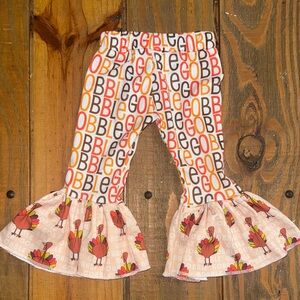 LITTLE SOUTHERN SWAG Festive Gobble Print Ruffle Pants THANKSGIVING 0-6 months